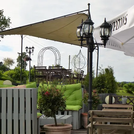 亨尼塔勒尔宾馆 3* Erflinghausen