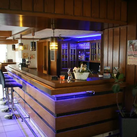 Inn Hennetaler Hof 3*